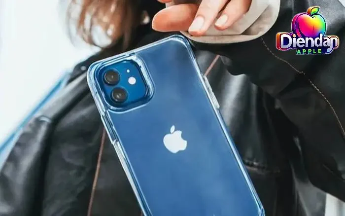 Không dùng ốp lưng hoặc miếng dán màn hình